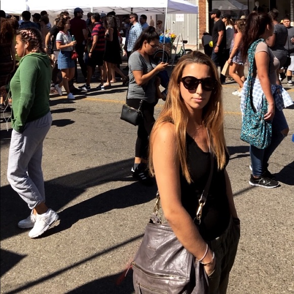 Meet your Posher, Christina - Picture 1 of 1